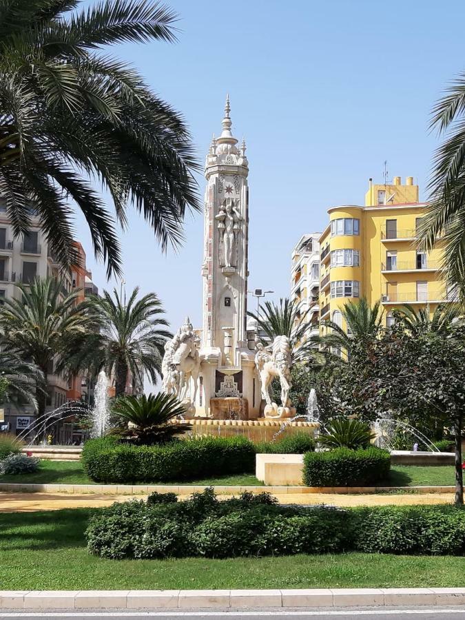 Apartamento Grande-Centro Barrio Playa Alicante Buitenkant foto