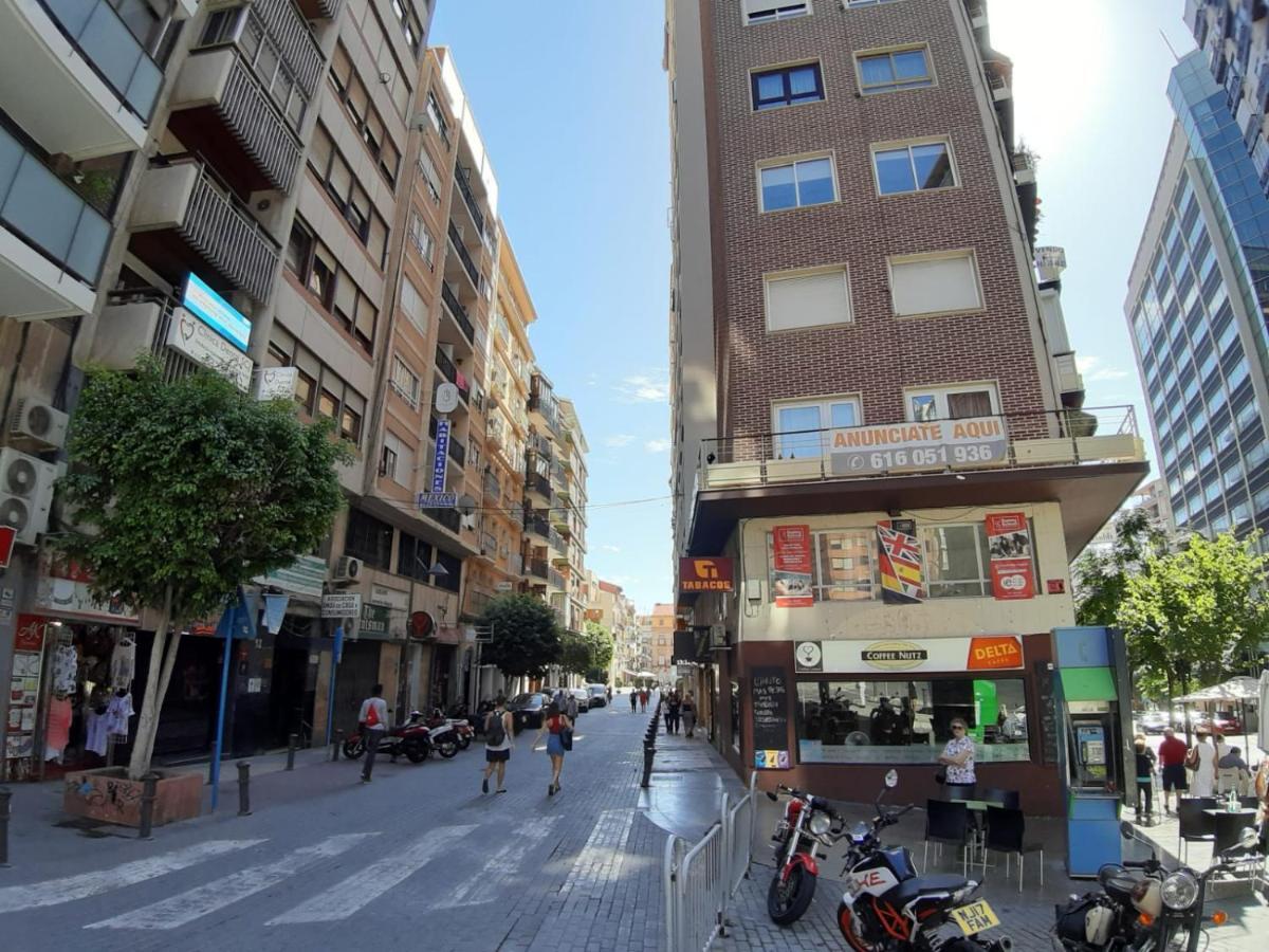Apartamento Grande-Centro Barrio Playa Alicante Buitenkant foto